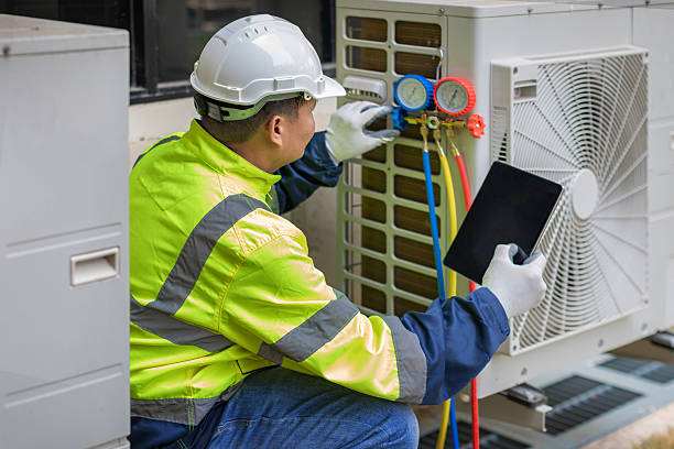 Professional Hvac Installation technician working in Lattimore, NC